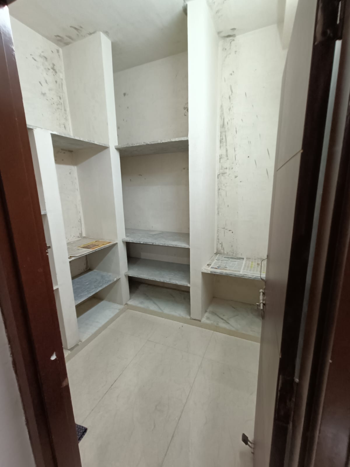 2bhk on main tonk road--Jaipur
